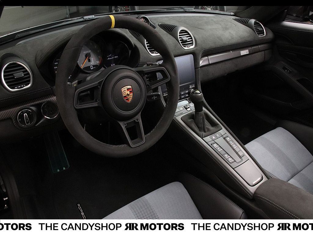 Porsche 718 Spyder RS