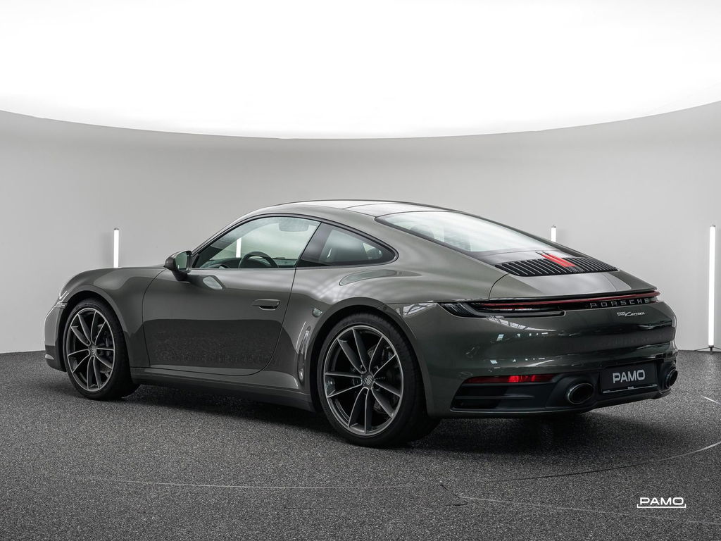 Porsche 992 Carrera