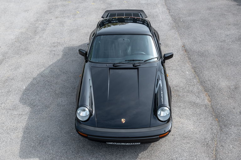 Porsche 911 Carrera 3.2 Clubsport