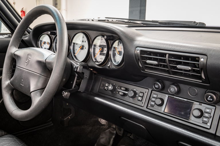 Porsche 993 Carrera 4S