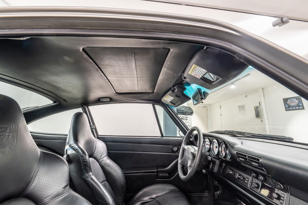 Porsche 993 Carrera 4S