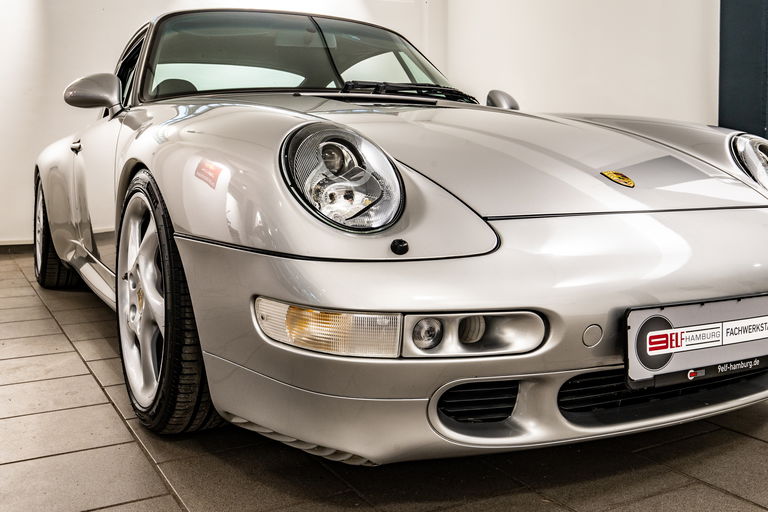 Porsche 993 Carrera 4S