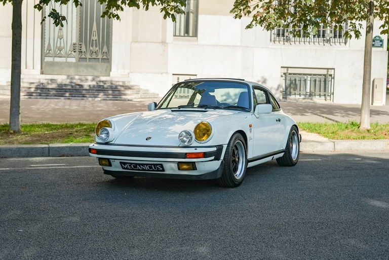 Porsche 911 Carrera 3.2