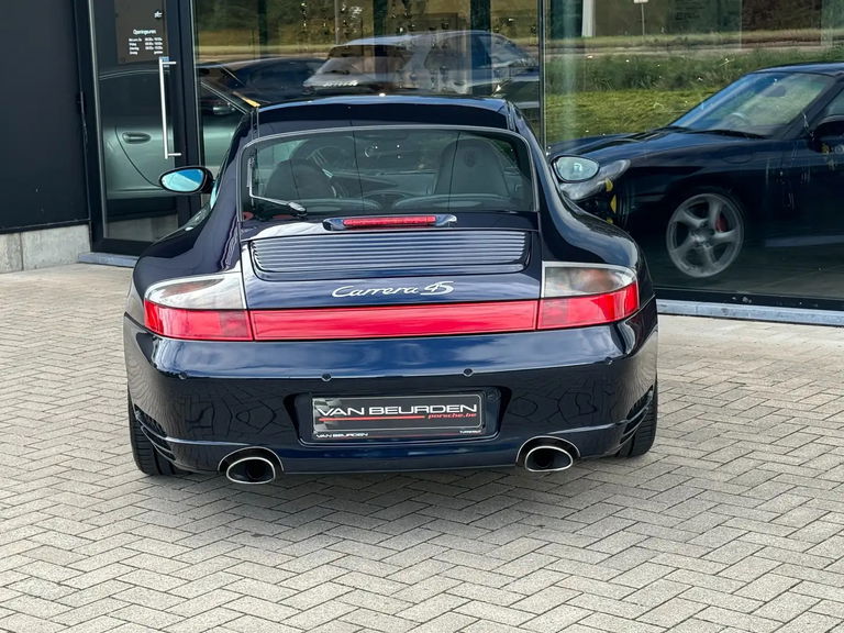 Porsche 996 Carrera 4S