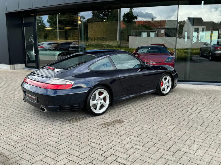 Porsche 996 Carrera 4S