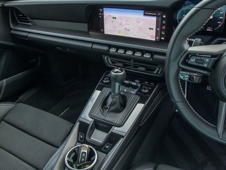 Porsche 992 GT3 Touring