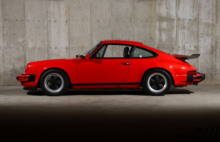 Porsche 911 Carrera 3.2 (US)