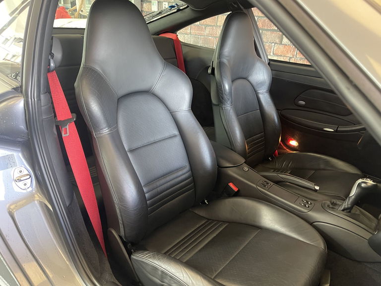 Porsche 996 Carrera 4S