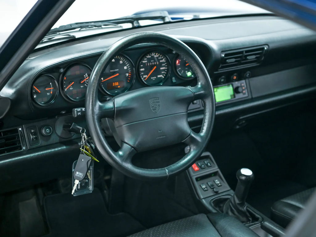 Porsche 993 Carrera 4S
