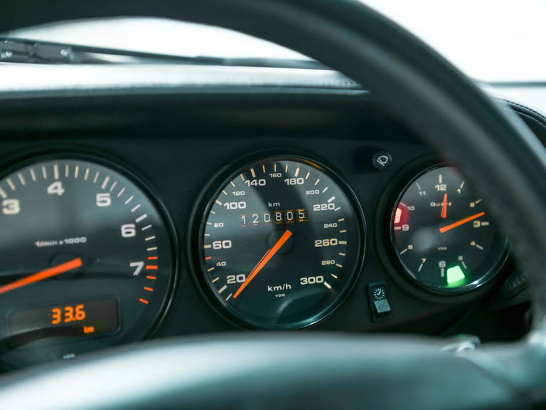 Porsche 993 Carrera 4S