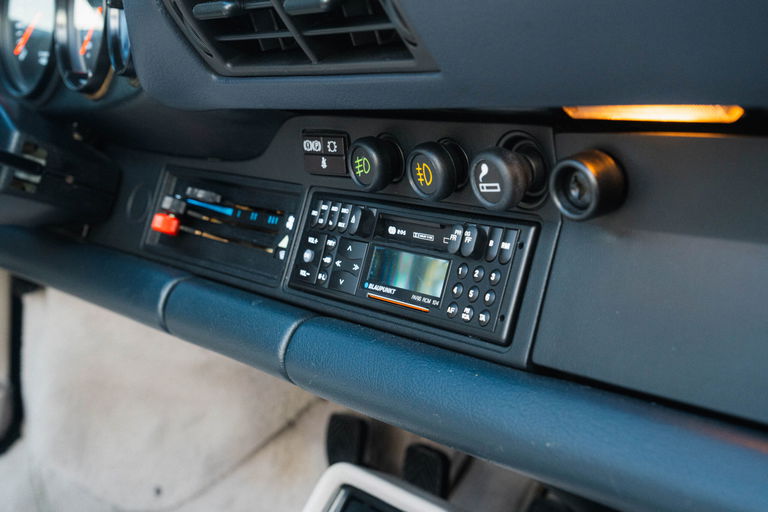 Porsche 911 Carrera 3.2 Speedster