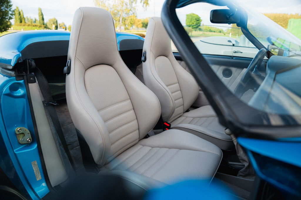 Porsche 911 Carrera 3.2 Speedster