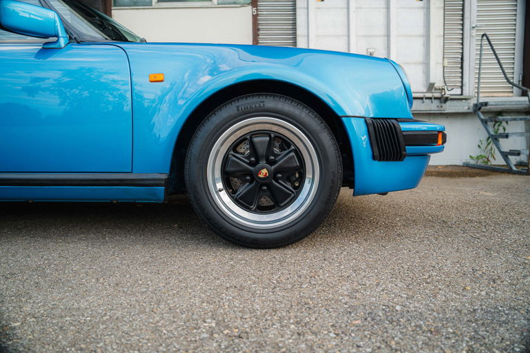Porsche 911 Carrera 3.2 Speedster