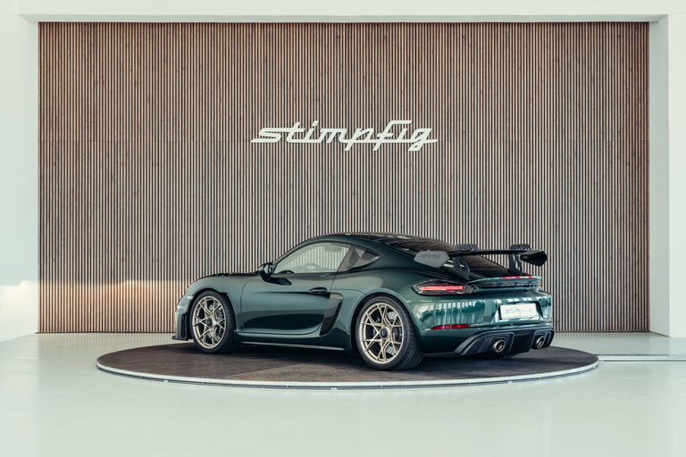 Porsche 718 Cayman GT4 RS