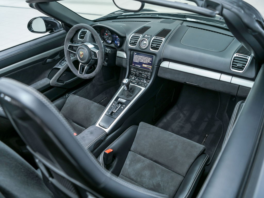 Porsche 981 Boxster Spyder