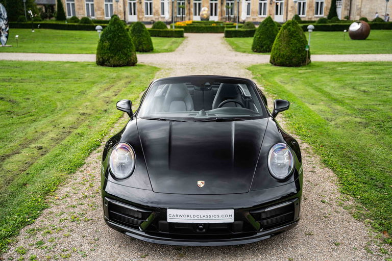 Porsche 992 Carrera S