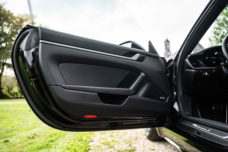 Porsche 992 Carrera S