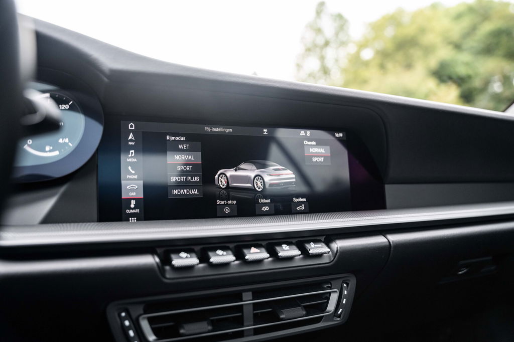 Porsche 992 Carrera S