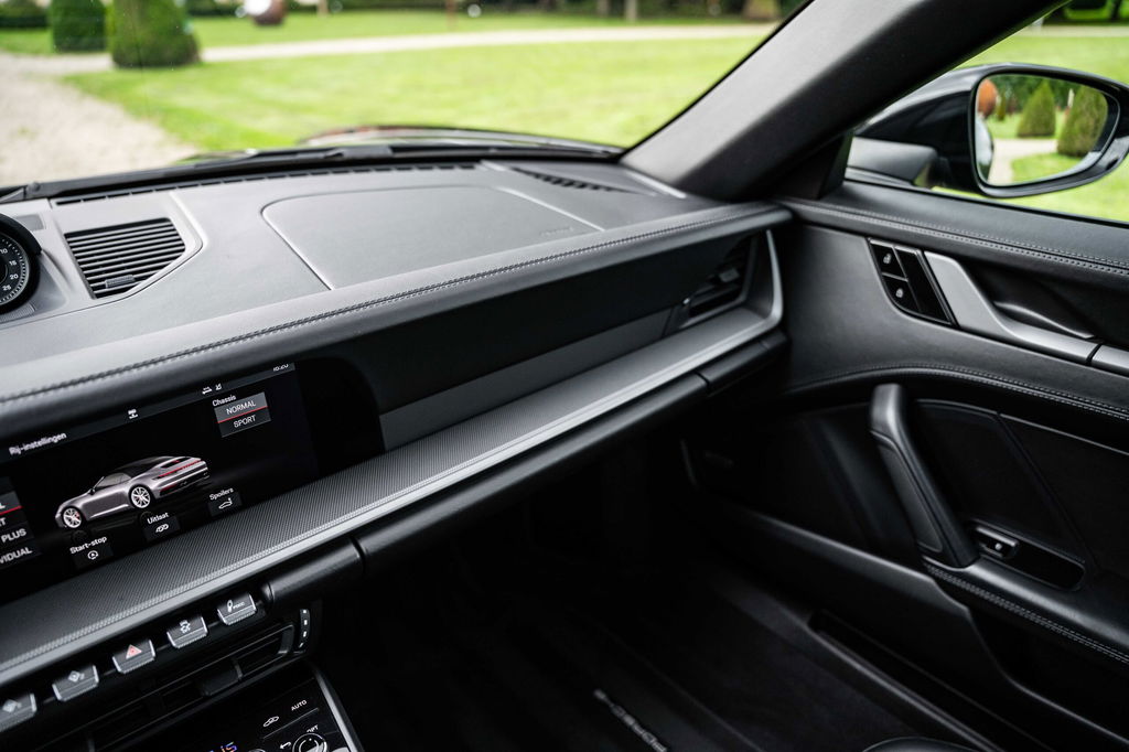 Porsche 992 Carrera S