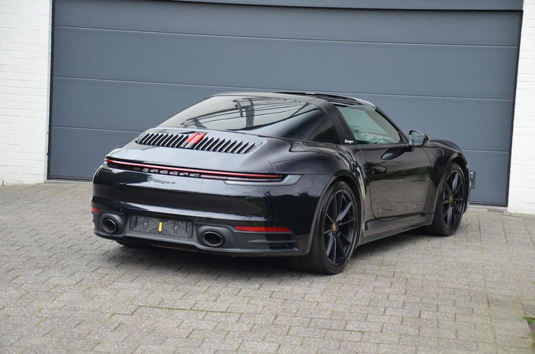Porsche 992 Targa 4