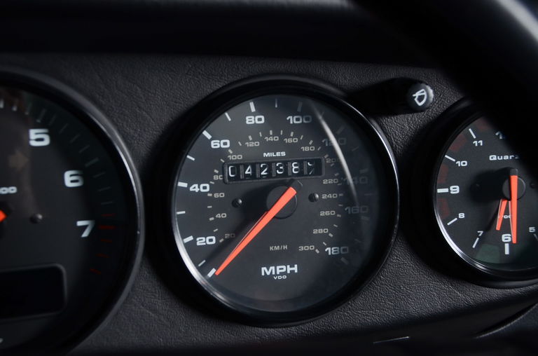 Porsche 964 Carrera 4 WTL