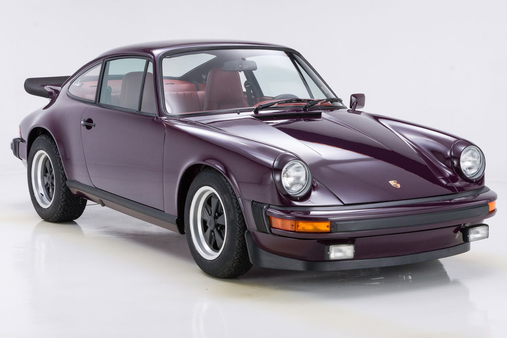 Porsche 911 Carrera (US)