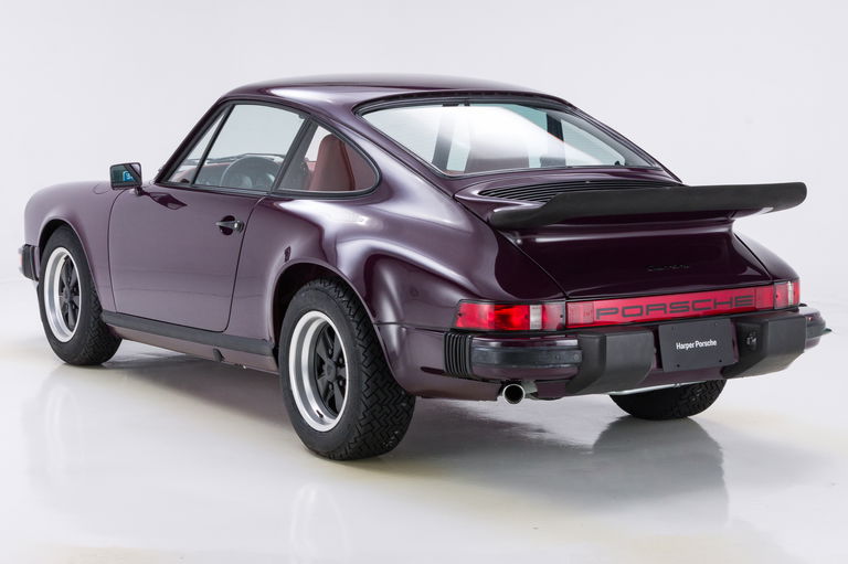 Porsche 911 Carrera (US)