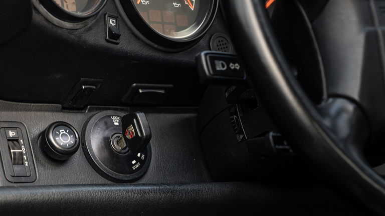 Porsche 964 Carrera 2