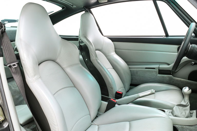 Porsche 993 Carrera 4S