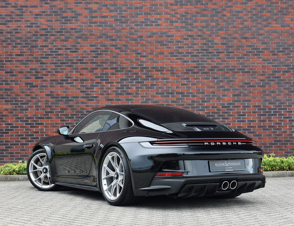 Porsche 992 GT3 Touring