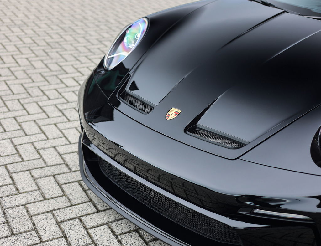 Porsche 992 GT3 Touring