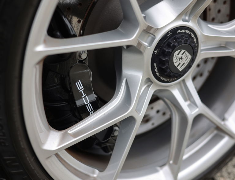 Porsche 992 GT3 Touring