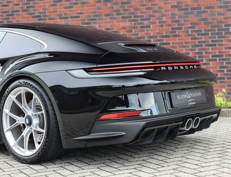 Porsche 992 GT3 Touring