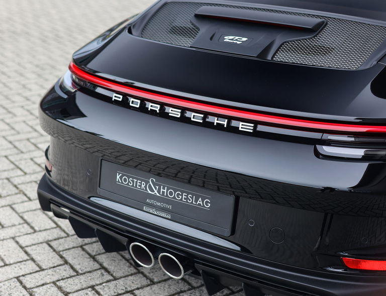 Porsche 992 GT3 Touring