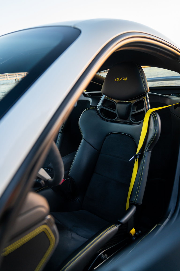 Porsche 981 Cayman GT4