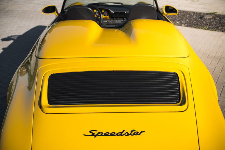 Porsche 964 Carrera 2 Speedster