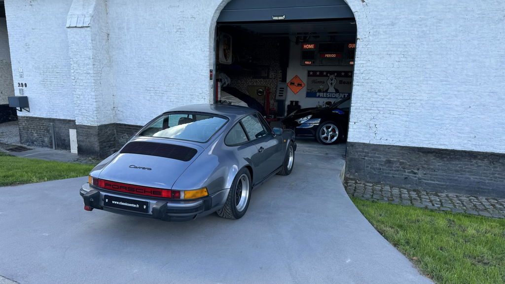 Porsche 911 Carrera 3.2