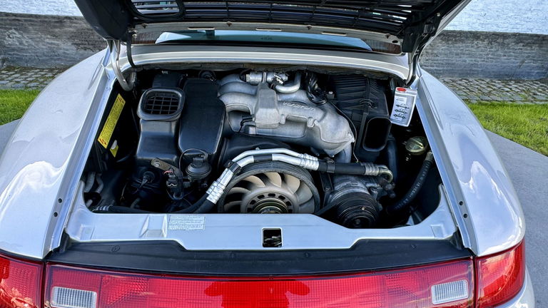 Porsche 993 Carrera 4S