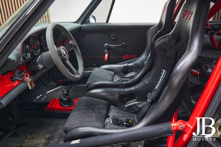 Porsche 911 Carrera 3.2