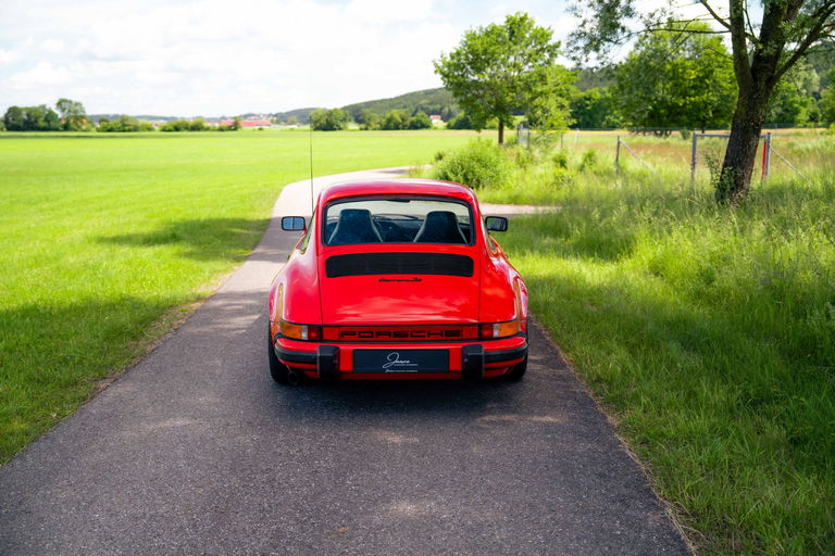 Porsche 911 Carrera 3,0