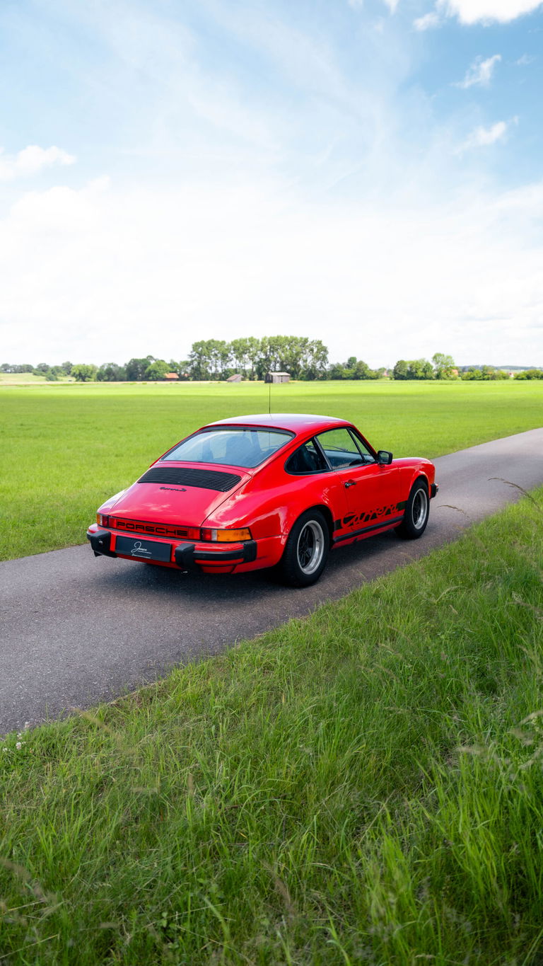 Porsche 911 Carrera 3,0