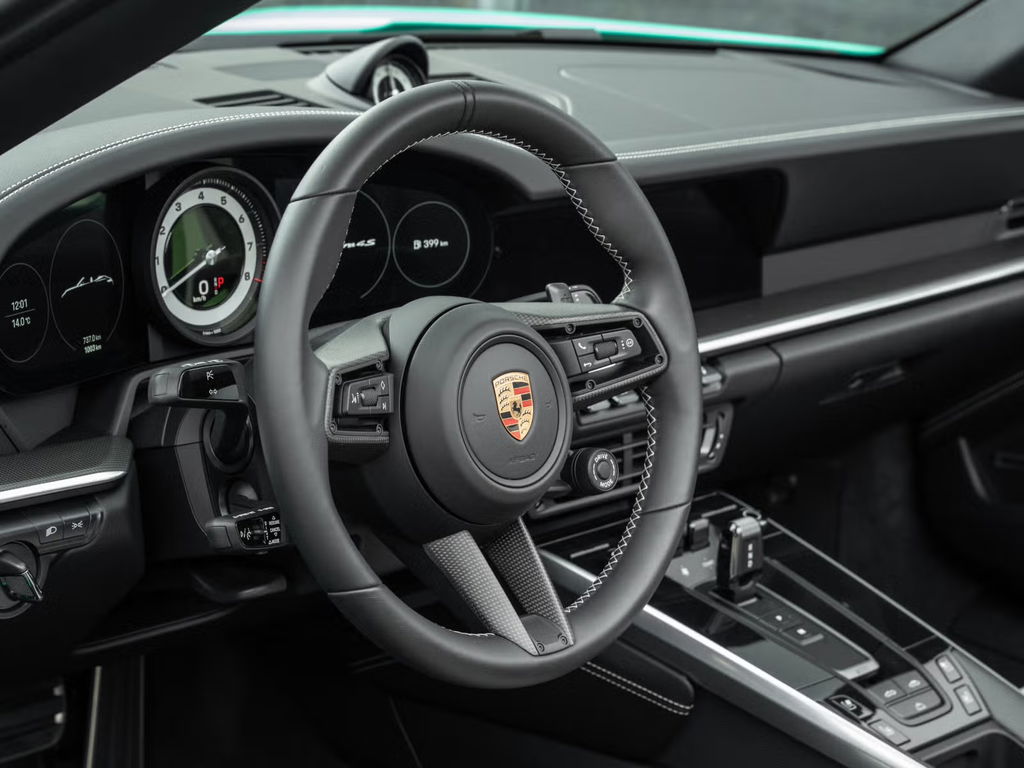 Porsche 992 Carrera 4S