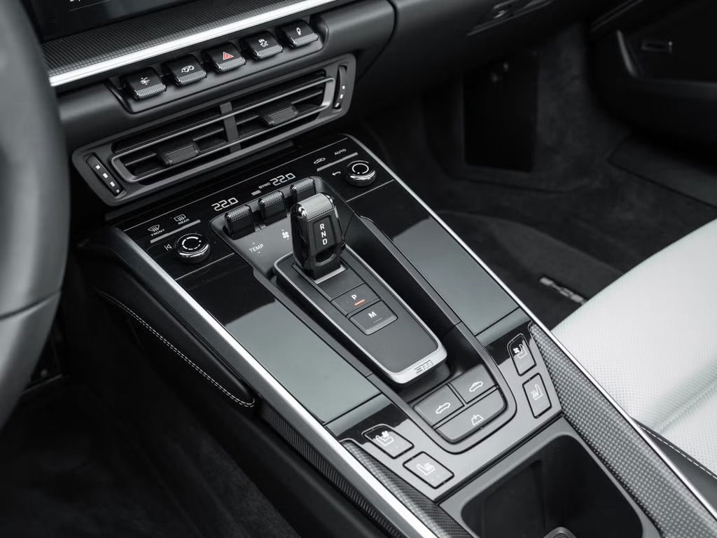 Porsche 992 Carrera 4S