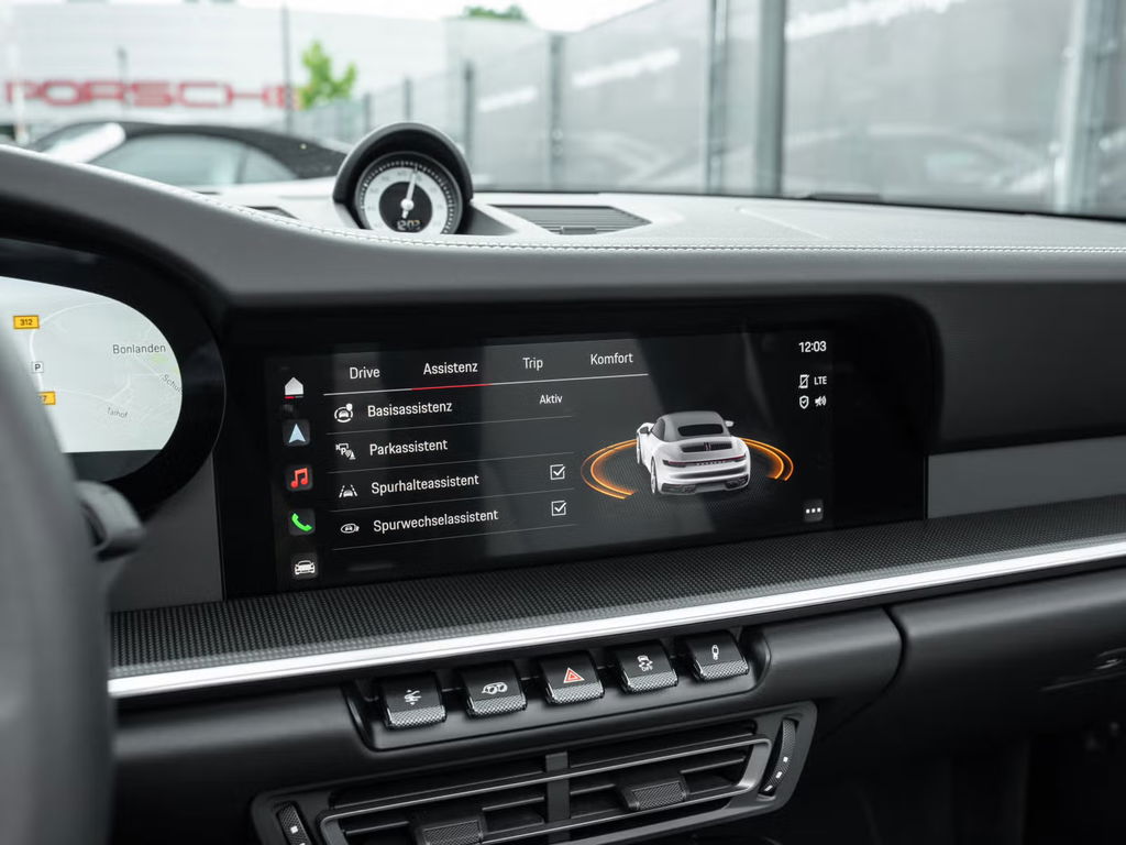 Porsche 992 Carrera 4S