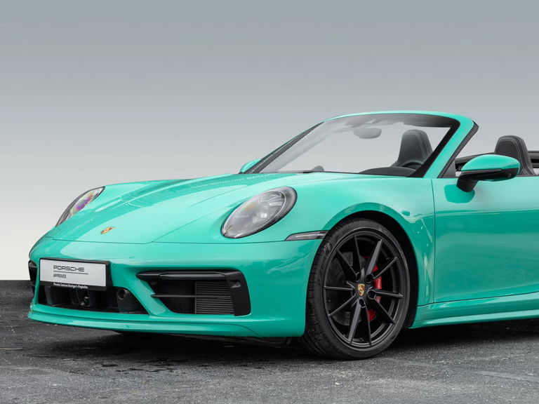 Porsche 992 Carrera 4S