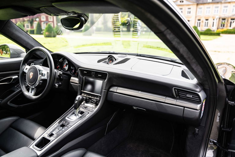 Porsche 991 Carrera 4S