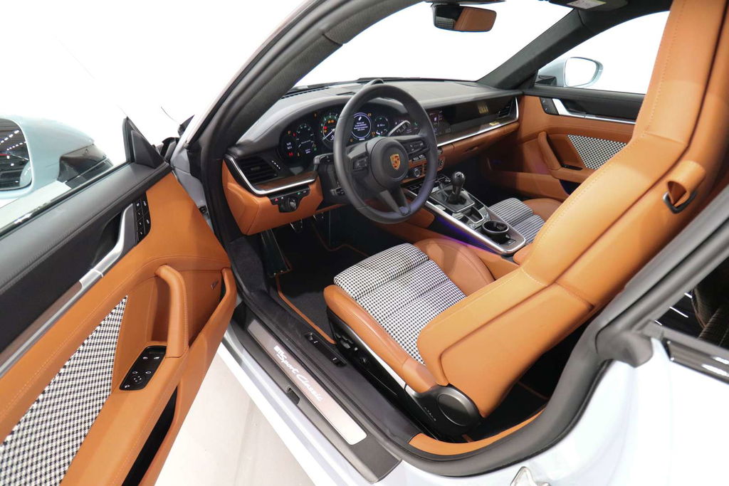 Porsche 992 Sport Classic