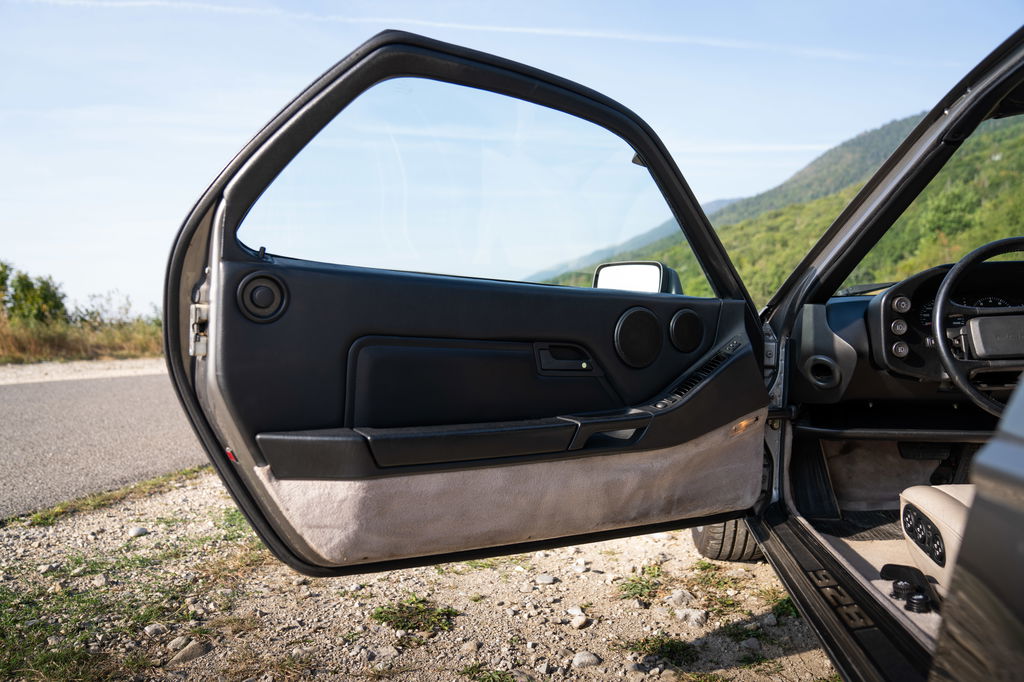Porsche 928 S4