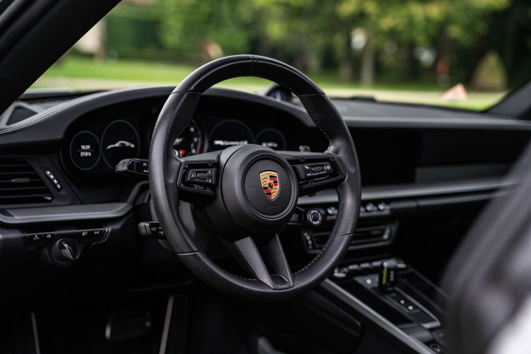 Porsche 992 Carrera 4S