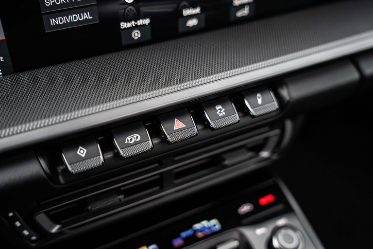 Porsche 992 Carrera 4S